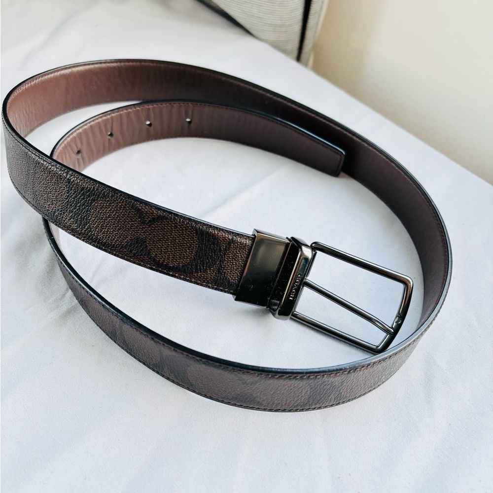 Coach Dark Brown reversable Leather Belt men’s size 31
